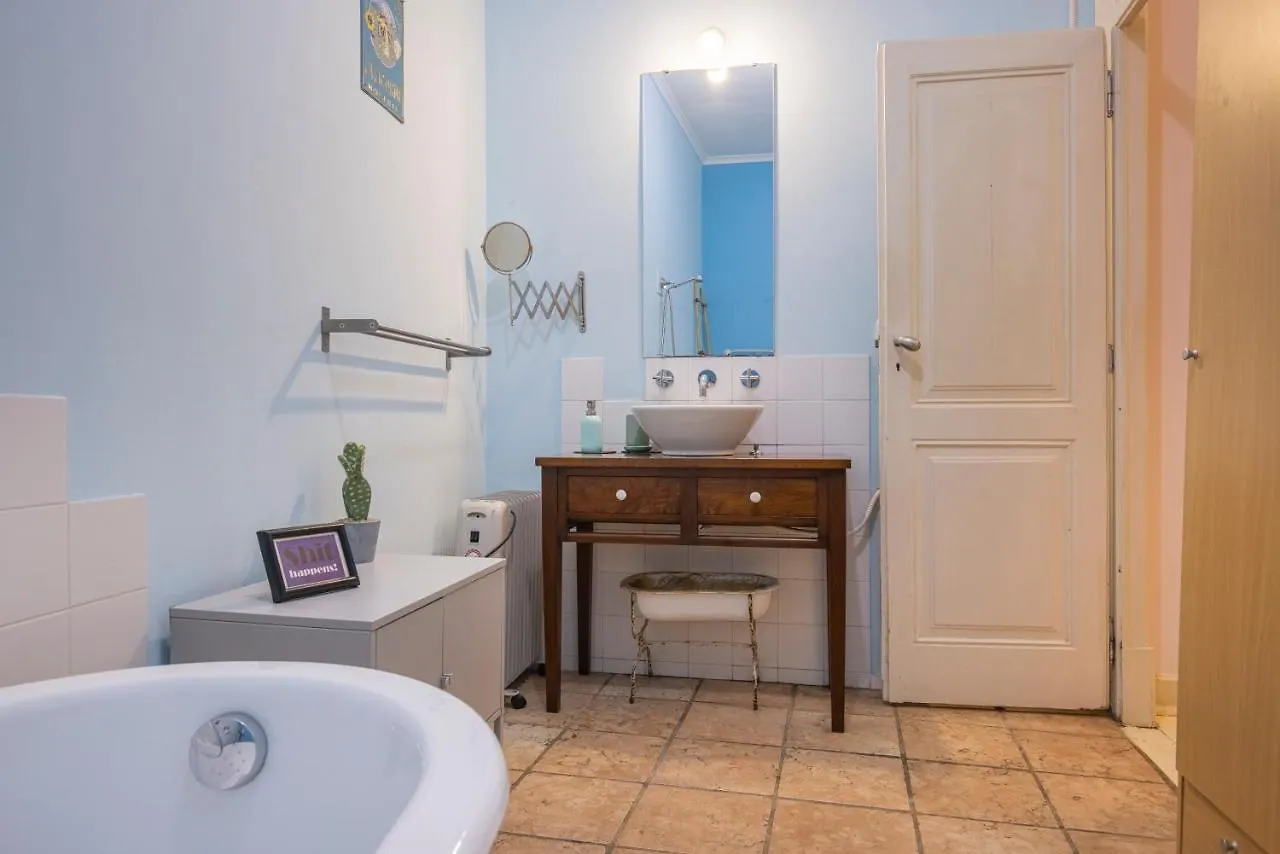 3Bdr Mouraria Apartment By Lovelystay Lisbon