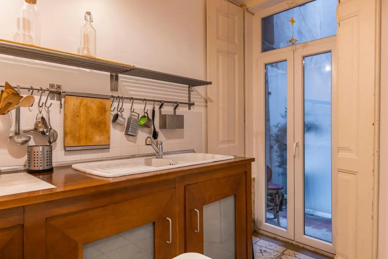 3Bdr Mouraria Apartment By Lovelystay Lisbon