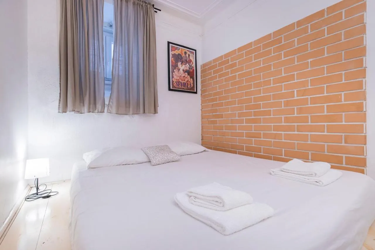 3Bdr Mouraria Apartment By Lovelystay Lisbon